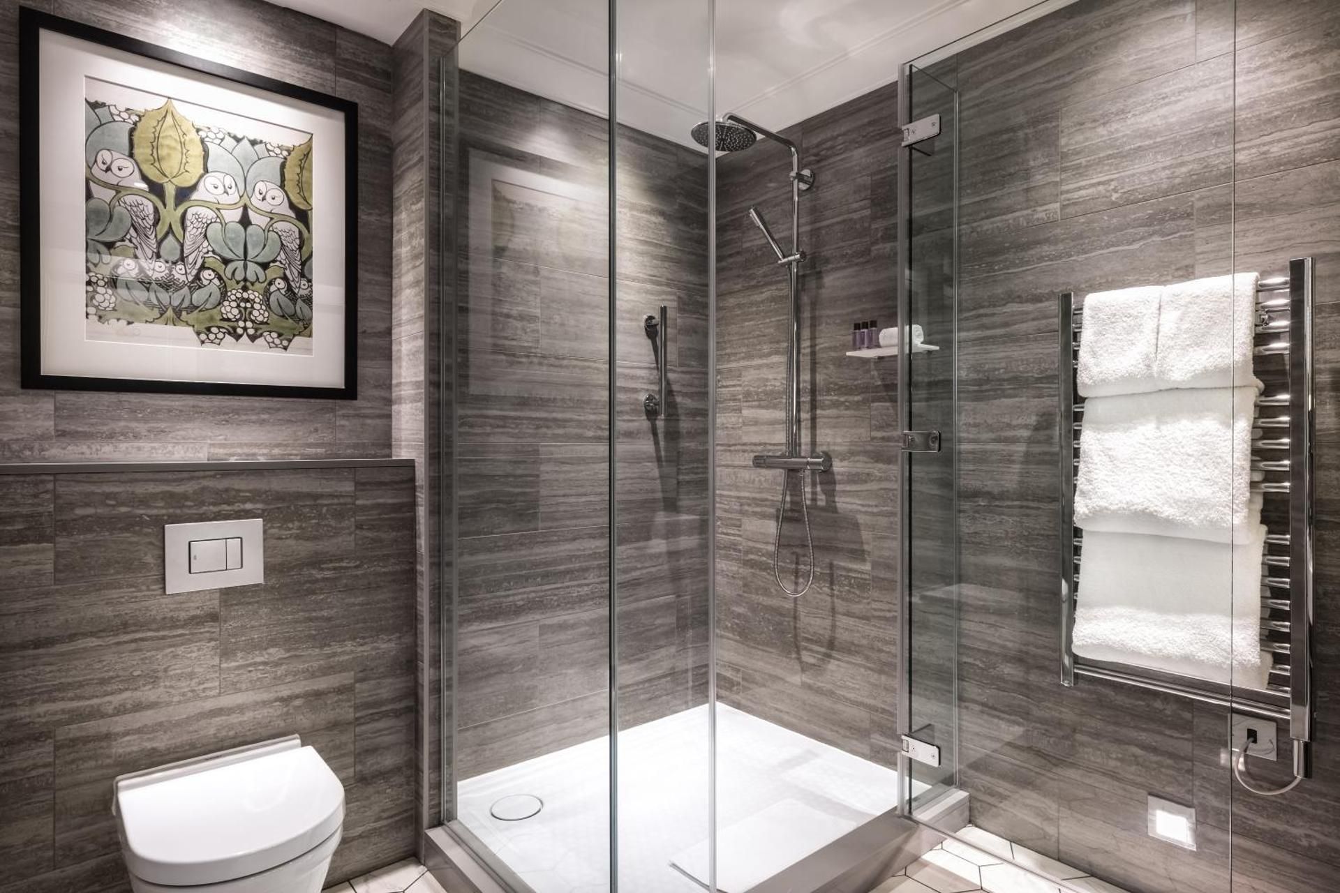 Premium Junior Suite Courtyard View