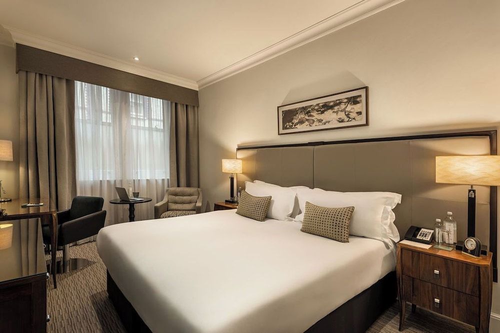 St. James' Court, A Taj Hotel, London Executive Room, 1 Double Bed 2