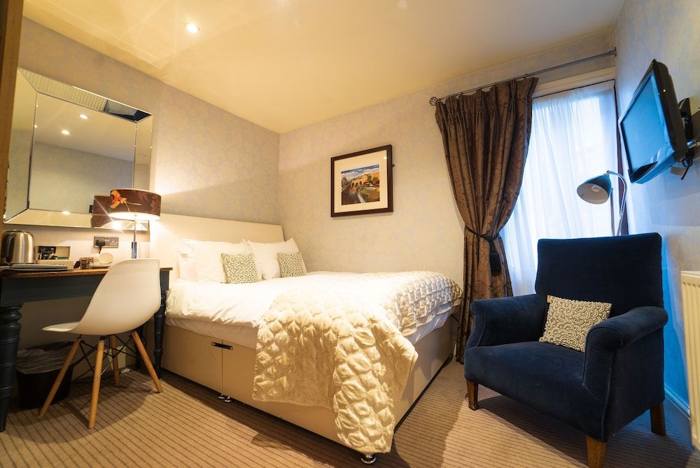 Brooks Guesthouse Basic Double Room, 1 Double Bed