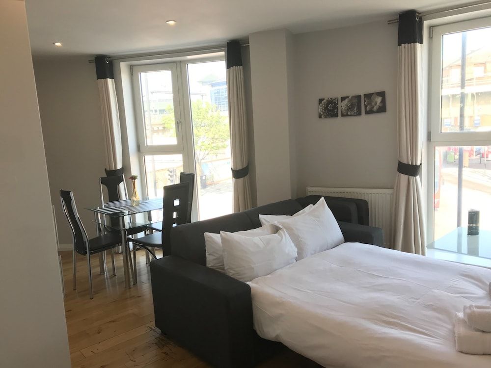 undefined Luxlogic 3