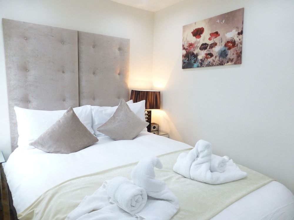 undefined Luxlogic 8