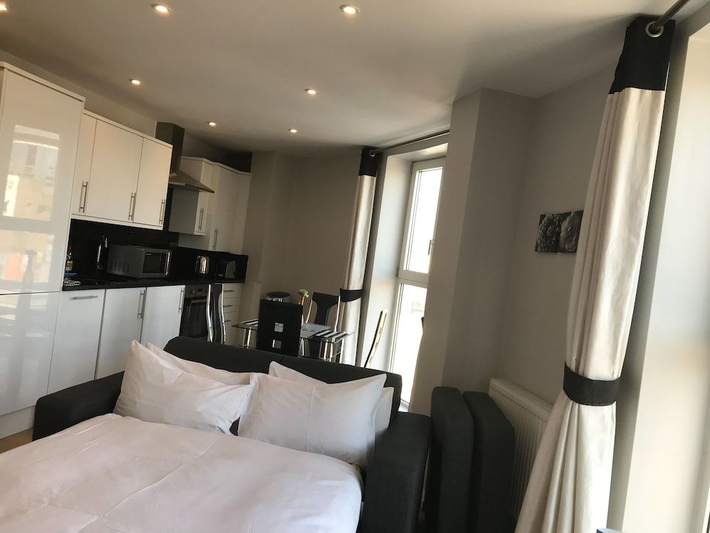 undefined Luxlogic 6