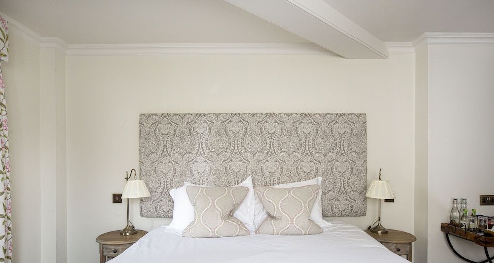 Lords of the Manor Hotel Standard Double Room 2