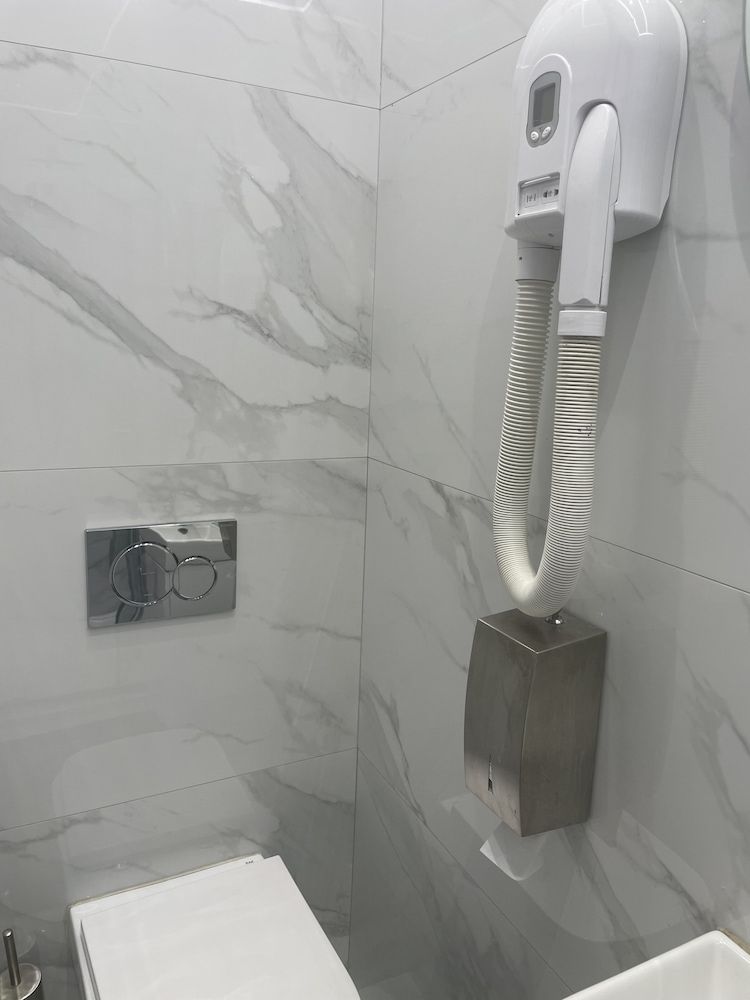 undefined Park Avenue Hotel 10