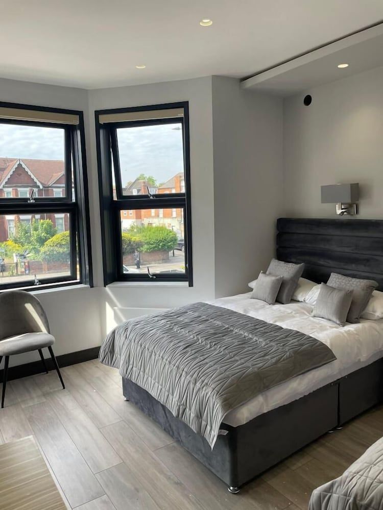 Park Avenue Hotel Superior Quadruple Room