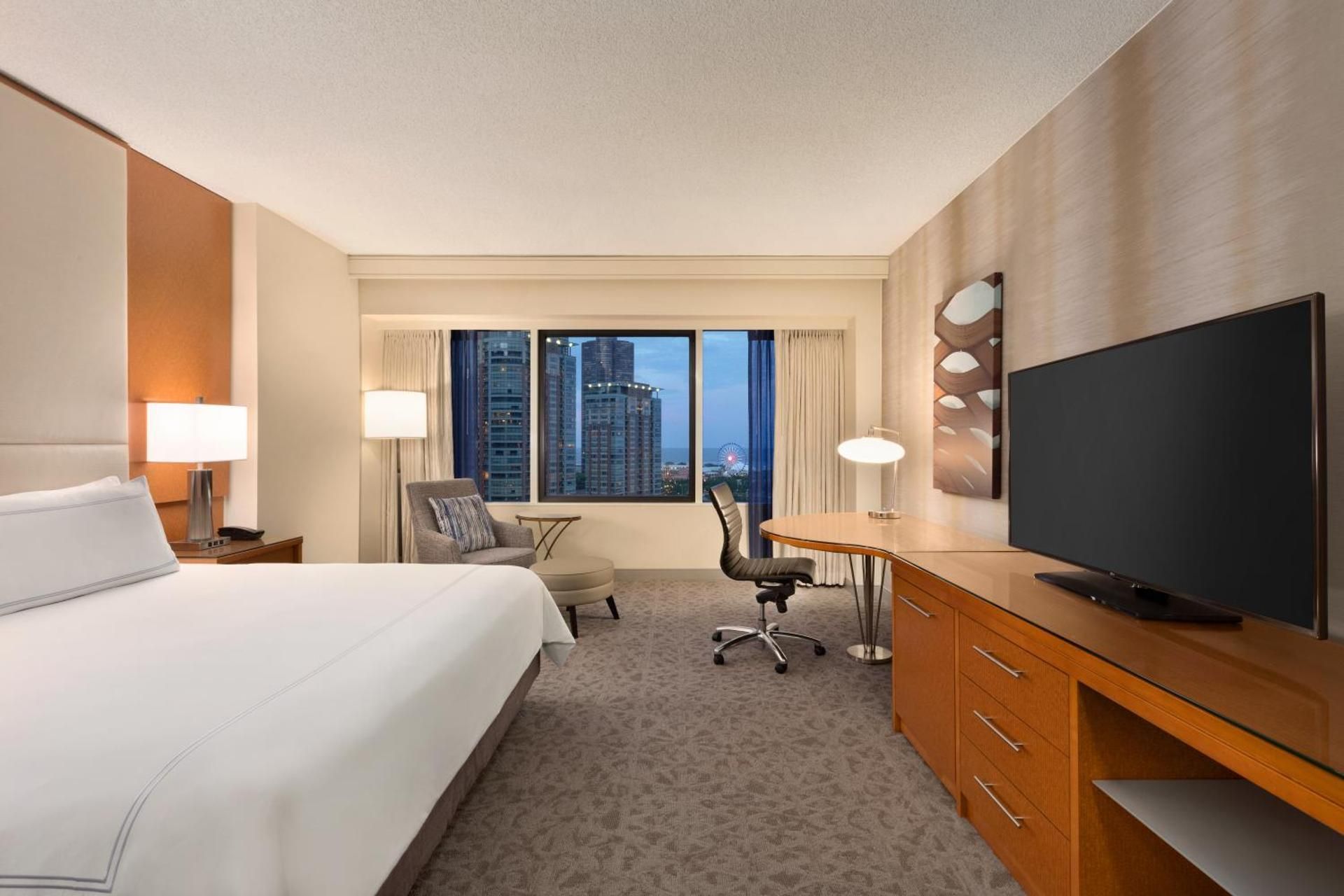 undefined Swissotel - Chicago 10