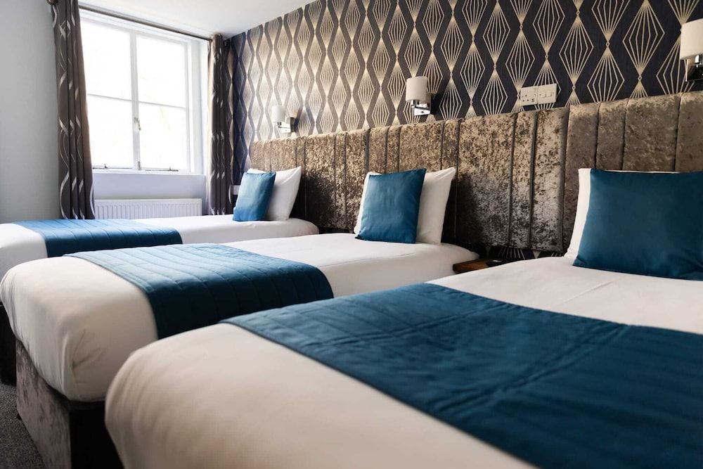 Triple Room top Floor with 3 Beds