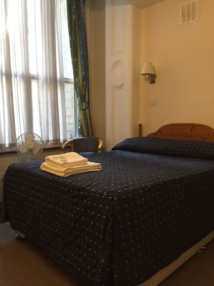 Brompton Hotel Double Room 5