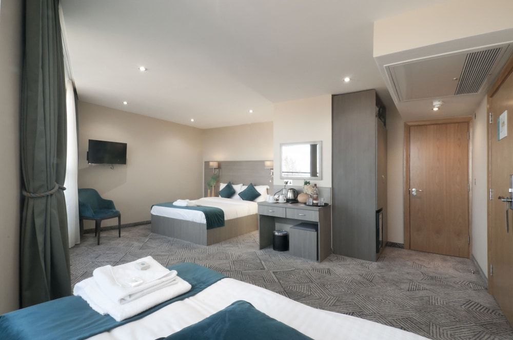 undefined The Lion & Key Hotel 4