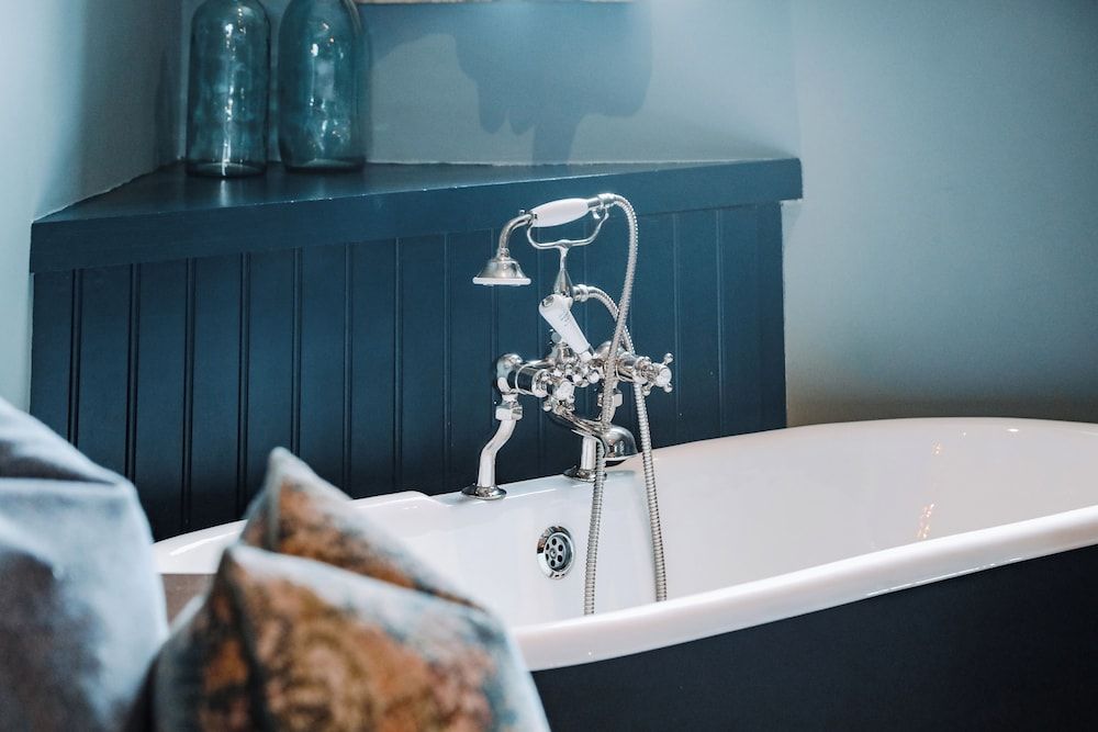 The Alverton Junior Suite, 1 King Bed 11