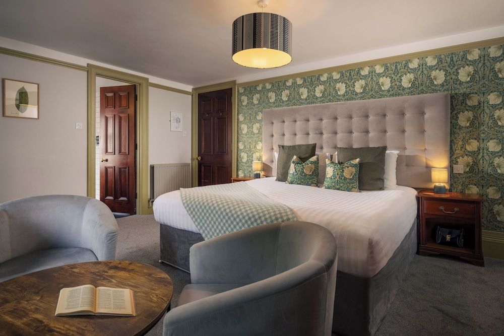 The Alverton Classic Double or Twin Room 4