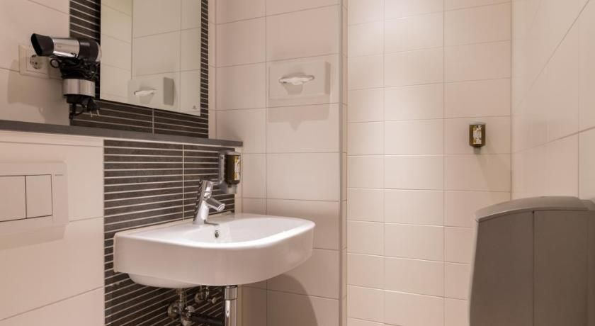 undefined Hotel Amsterdam De Roode Leeuw 9