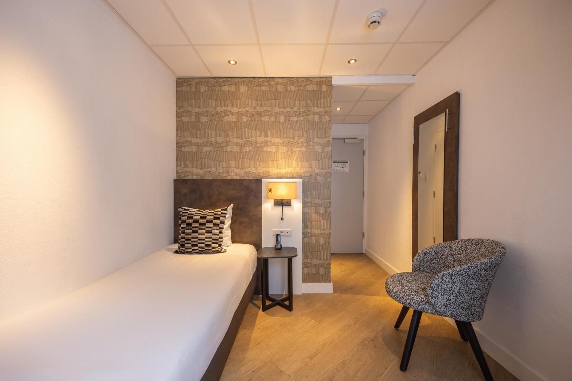 undefined Hotel Amsterdam De Roode Leeuw 5
