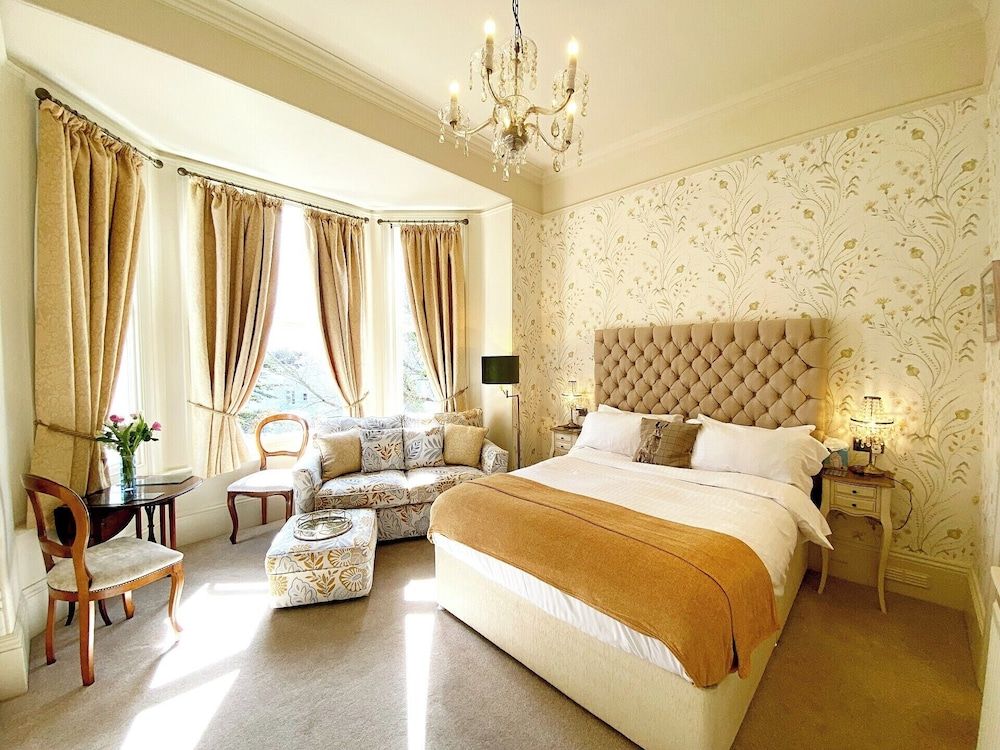 Standard Studio, Ensuite, Garden View