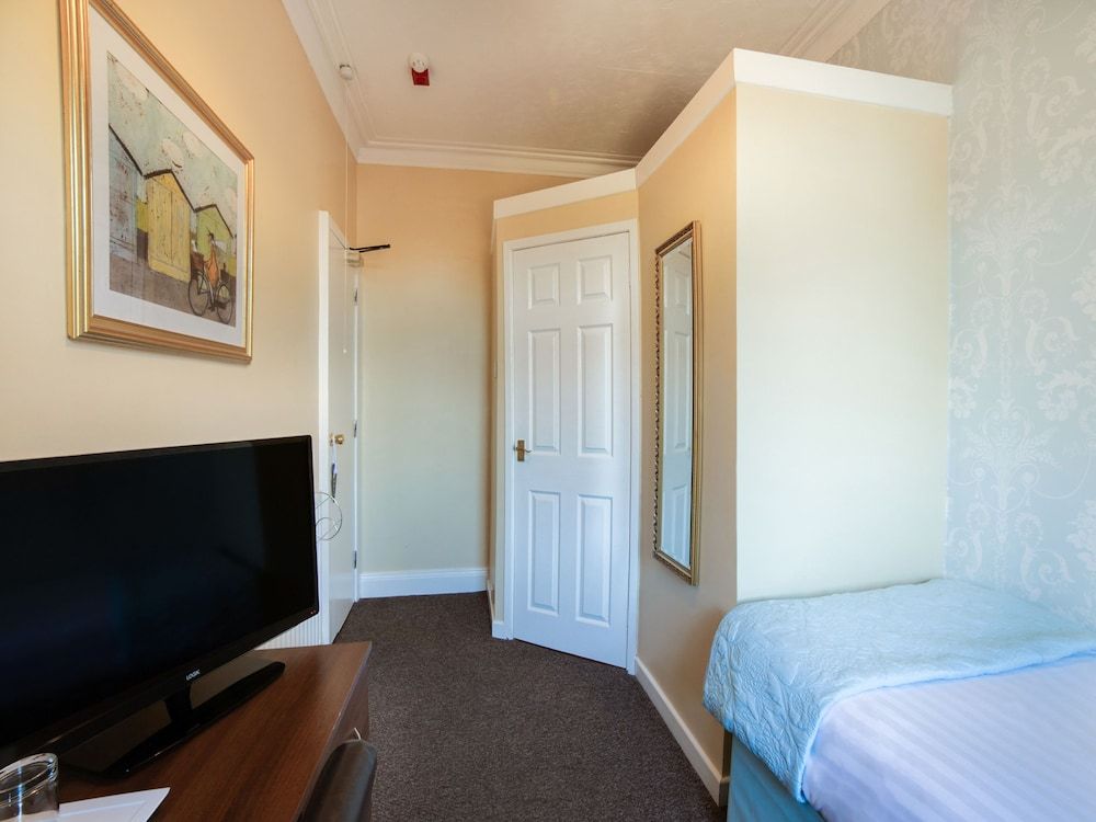 Lemonfield Hotel Standard Single Room, 1 Twin Bed 6
