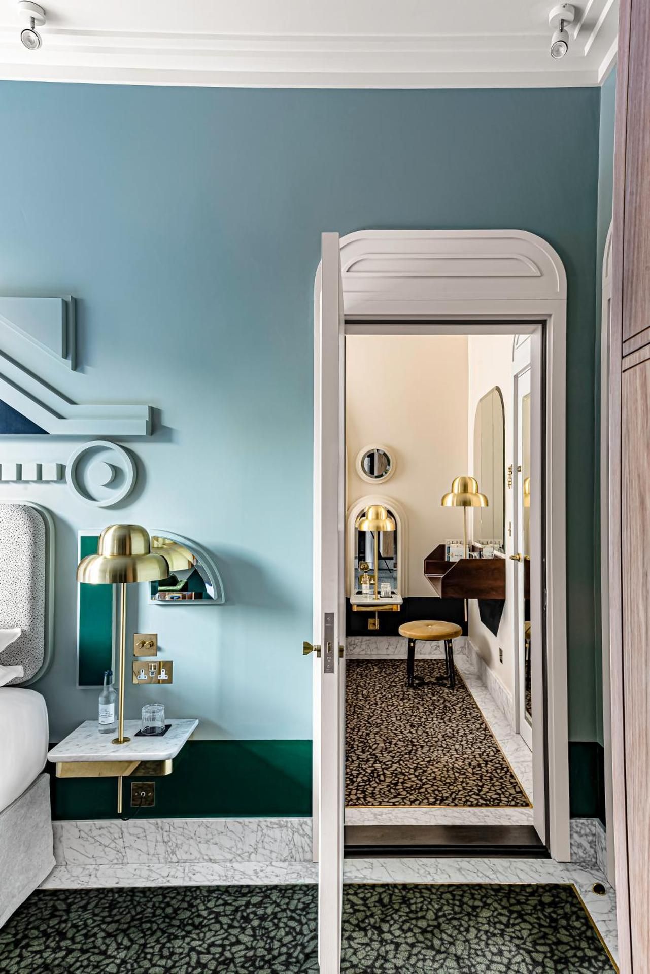 2 Adjacent Superior Rooms