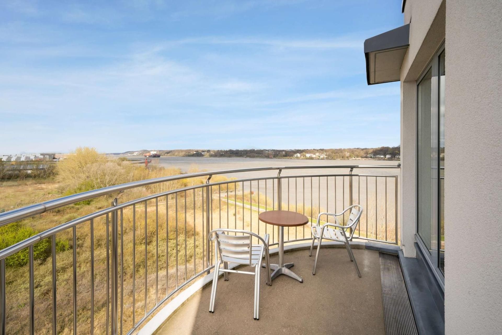 Suite with River View