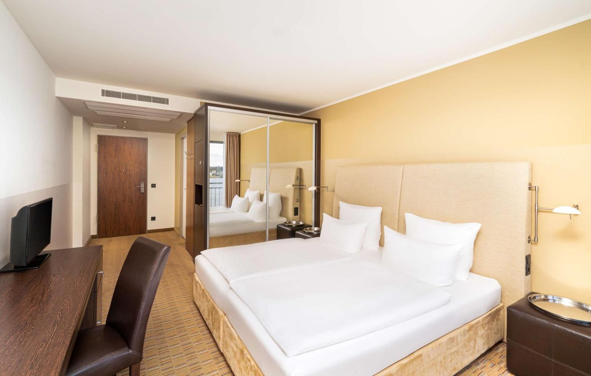 Superior Double or Twin Room with River View