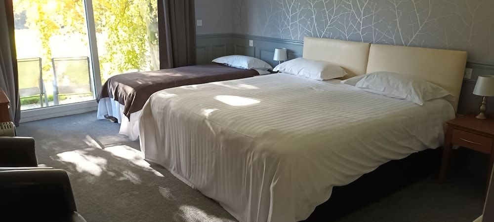 Riverdale Hall Hotel Superior Double Room 12