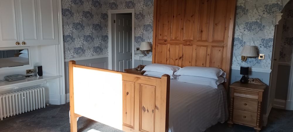 Riverdale Hall Hotel Superior Double Room 3