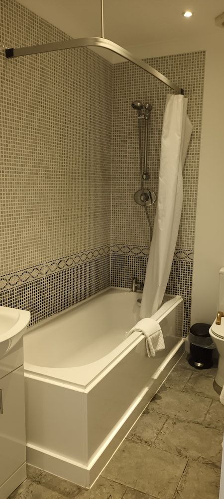 Riverdale Hall Hotel Superior Double Room 20