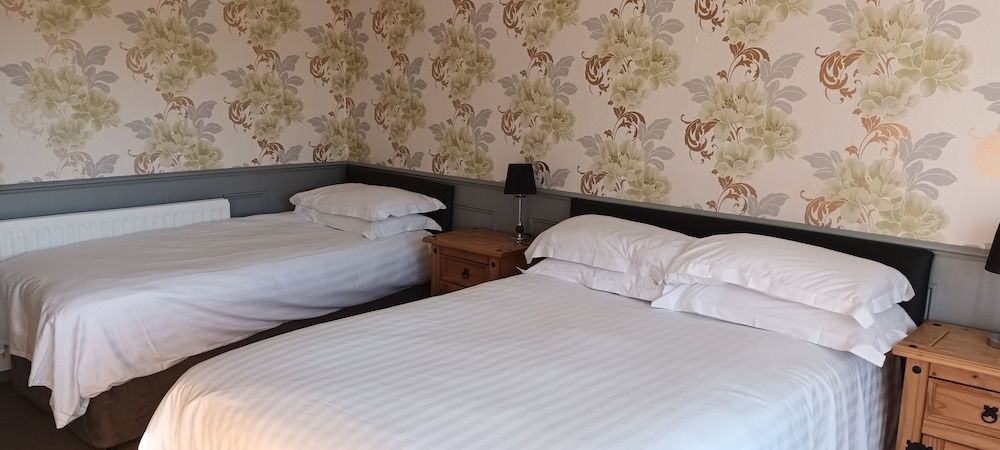 Riverdale Hall Hotel Superior Double Room 11