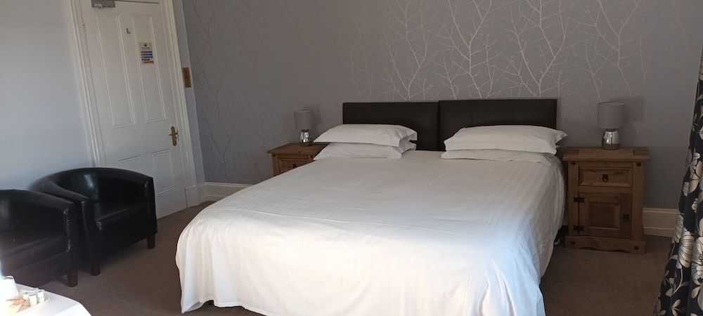 Riverdale Hall Hotel Superior Double Room 13