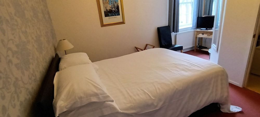 Riverdale Hall Hotel Standard Single Room