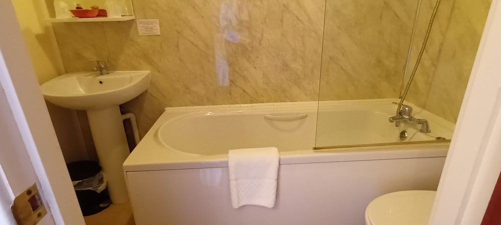 Riverdale Hall Hotel Standard Single Room 5