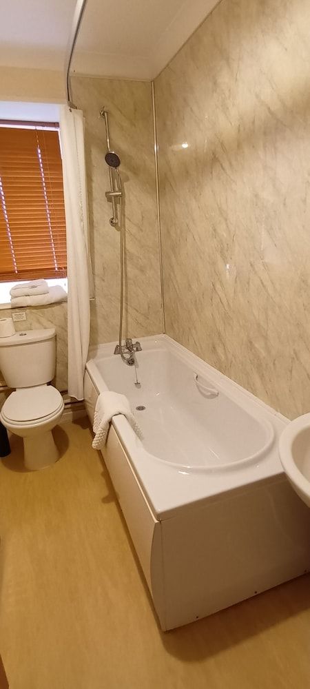 Riverdale Hall Hotel Standard Single Room 4