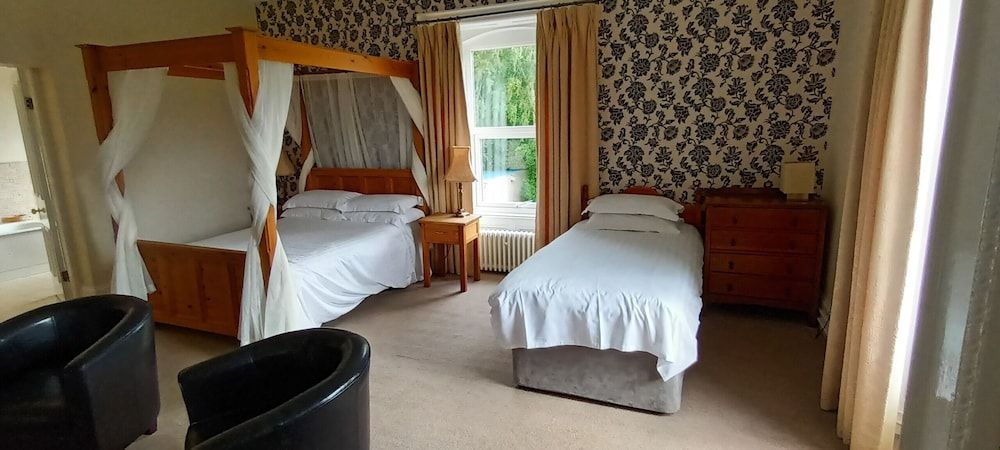 Riverdale Hall Hotel Superior Double Room 7