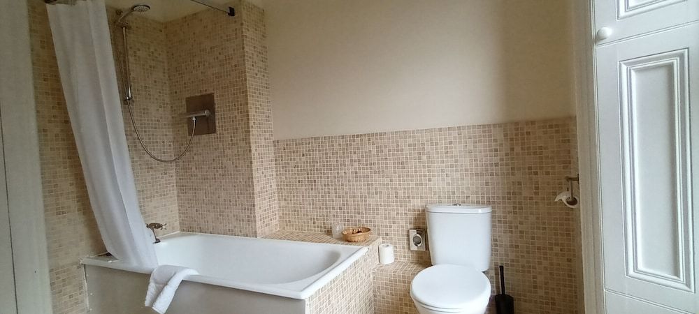 Riverdale Hall Hotel Superior Double Room 19