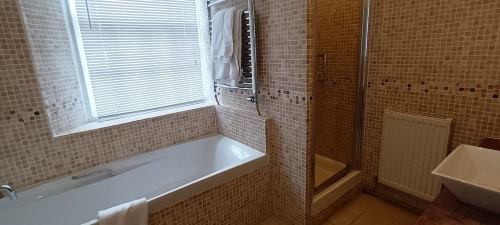 Riverdale Hall Hotel Standard Double Room 7