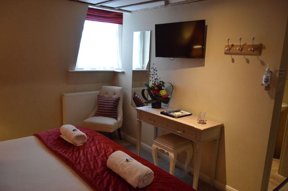 Le Bouchon Brasserie & Hotel Deluxe Double or Twin Room 5