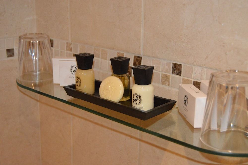 Le Bouchon Brasserie & Hotel Deluxe Double or Twin Room 3