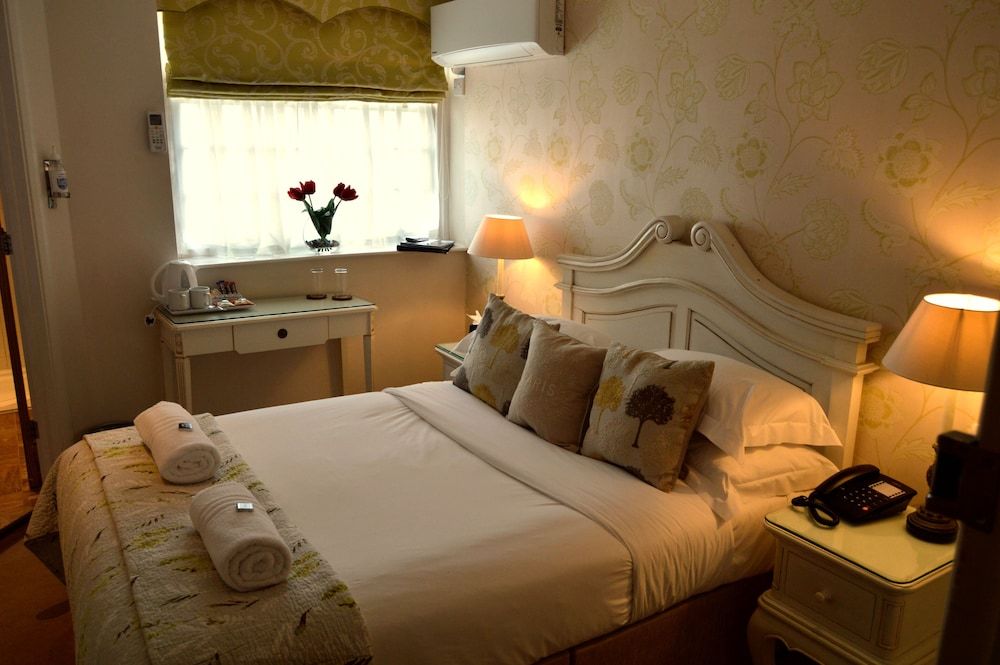 Le Bouchon Brasserie & Hotel Standard Double Room 4