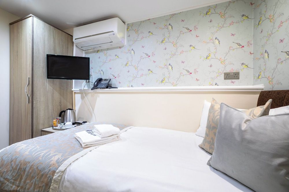 Economy Single Room, No Windows (Basement)