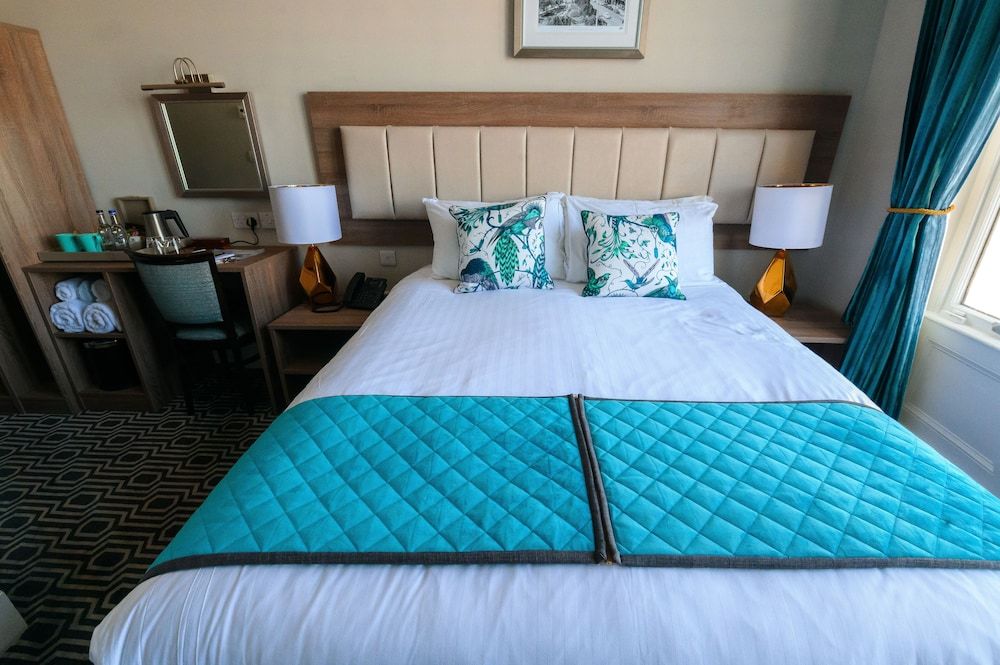 Llandudno Bay Hotel Classic Double or Twin Room, 1 King Bed, Sea View, Sea Facing 3
