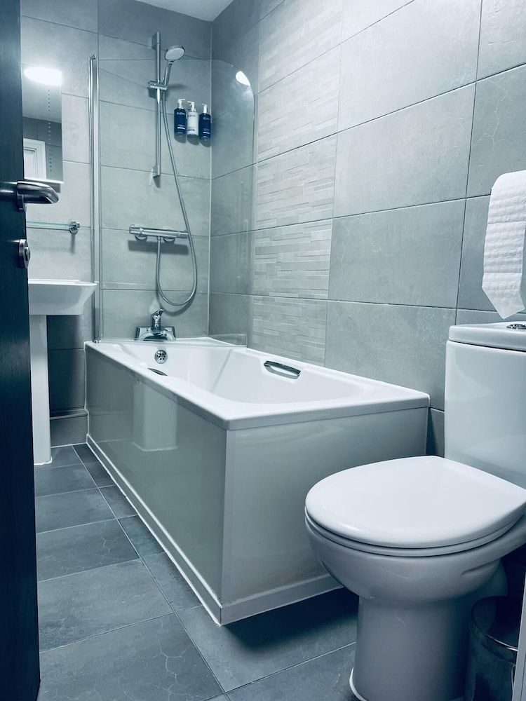 Llandudno Bay Hotel Classic Double or Twin Room, 1 King Bed, Sea View, Sea Facing 10