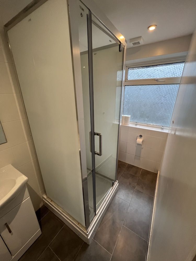 Family Room, Private Bathroom