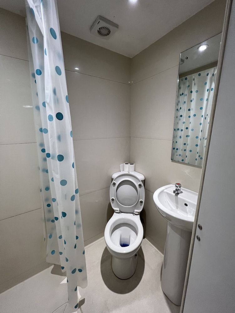 Double Room, Private Bathroom