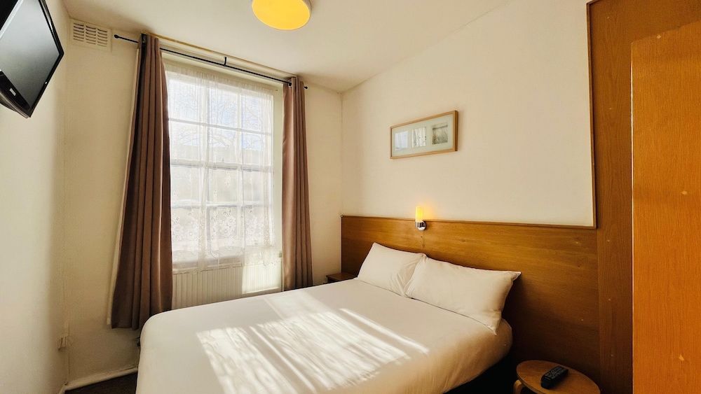Arriva Hotel Double Room 3