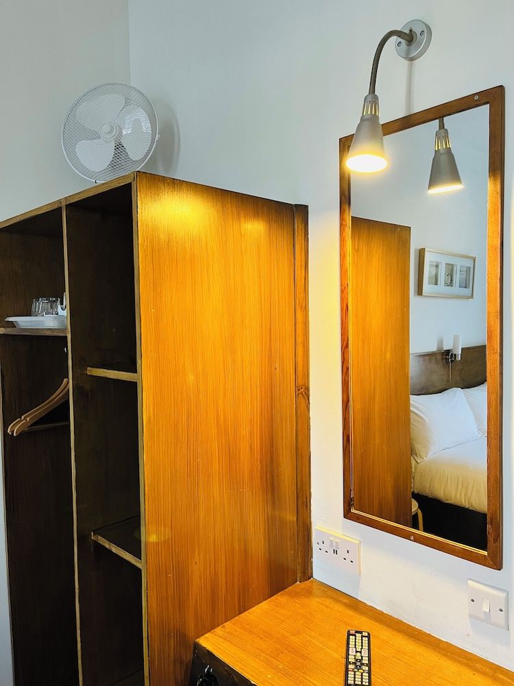 Arriva Hotel Double Room 10