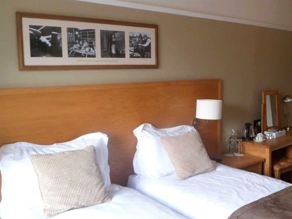 Superior Double or Twin Room, Ensuite (Frome)