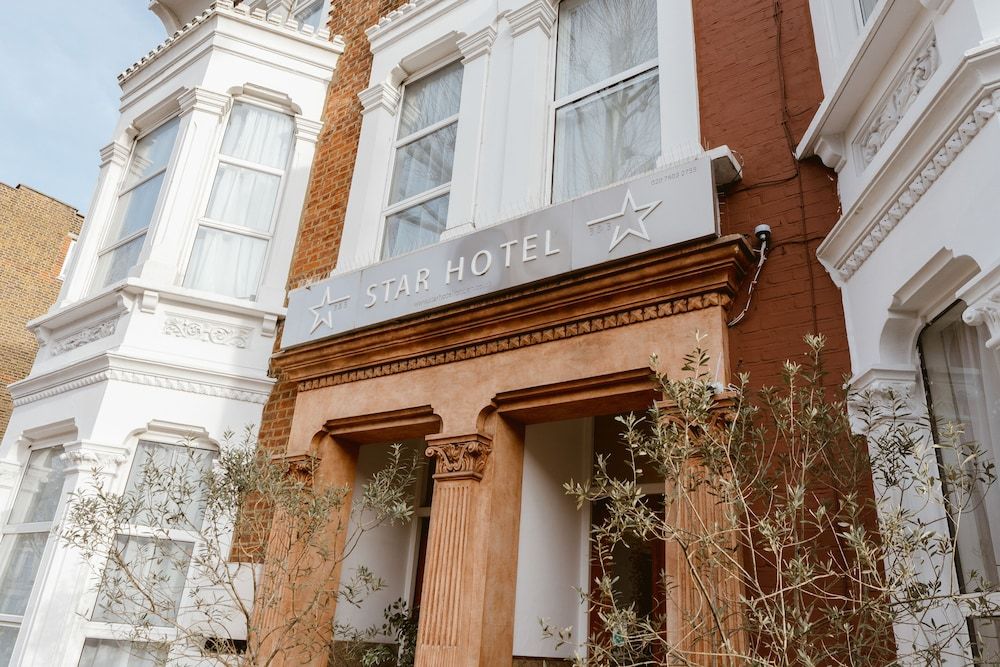 undefined Star Hotel 9