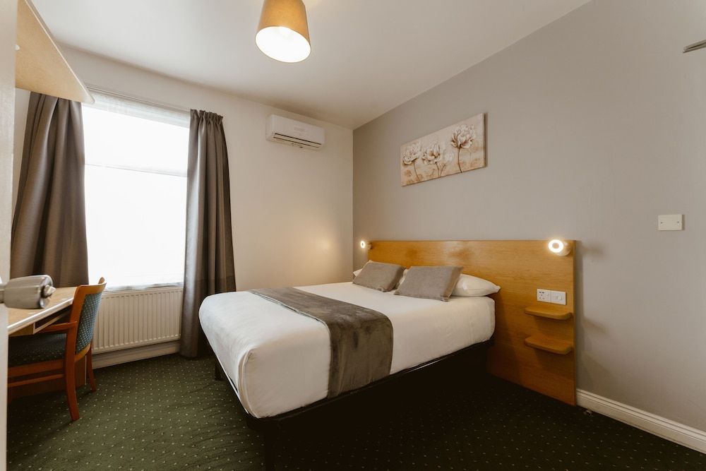 Star Hotel Double Room 7