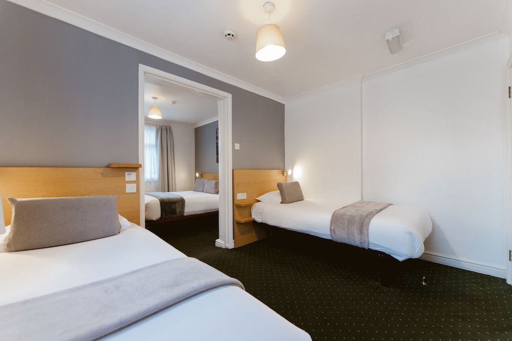 undefined Star Hotel 2