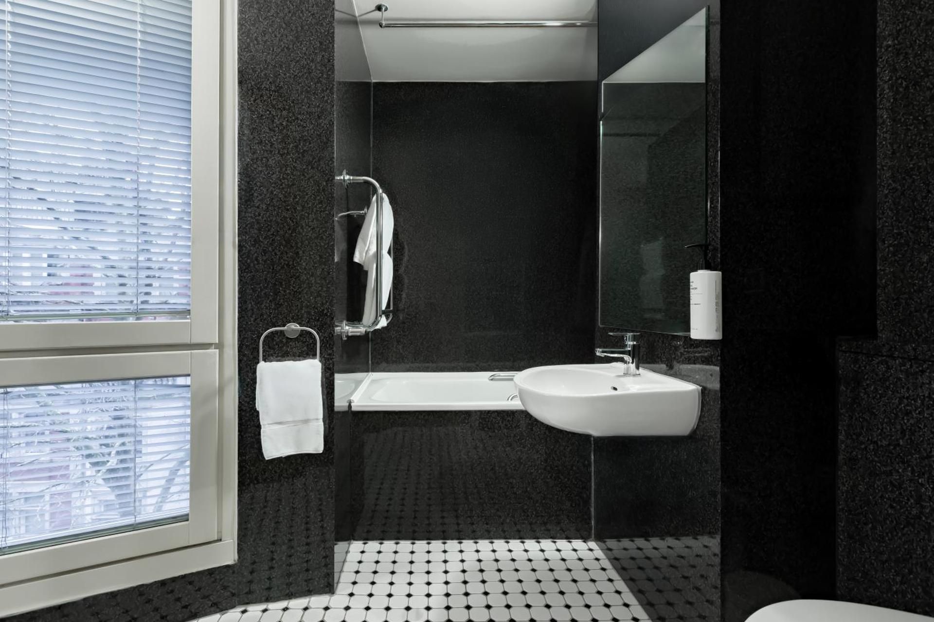 undefined STG Hotel London Oxford Street 5