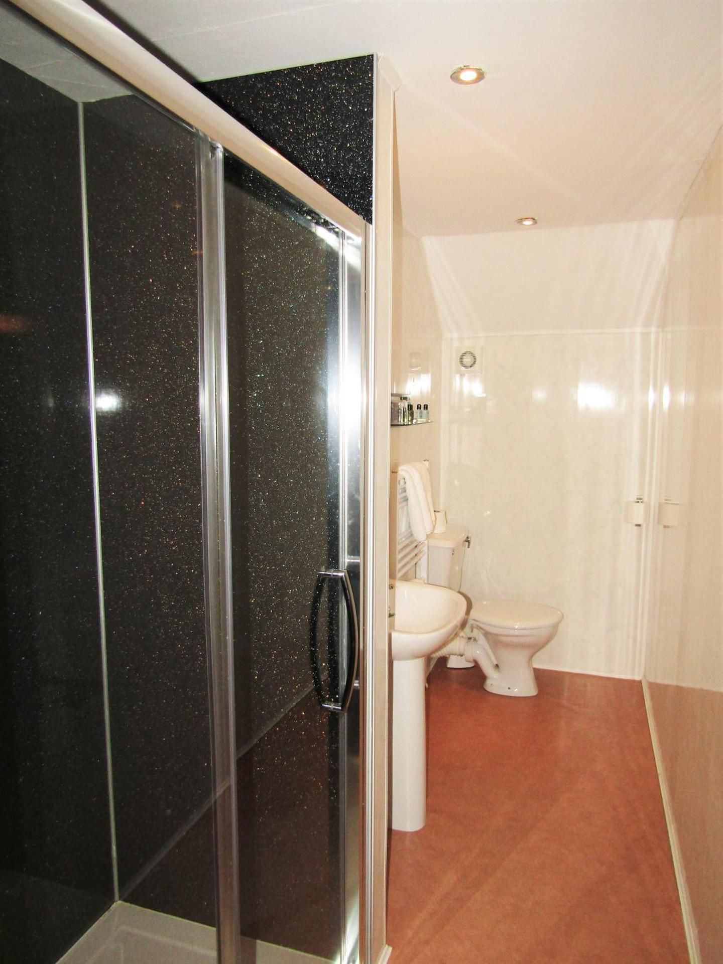 Double Room with Shower