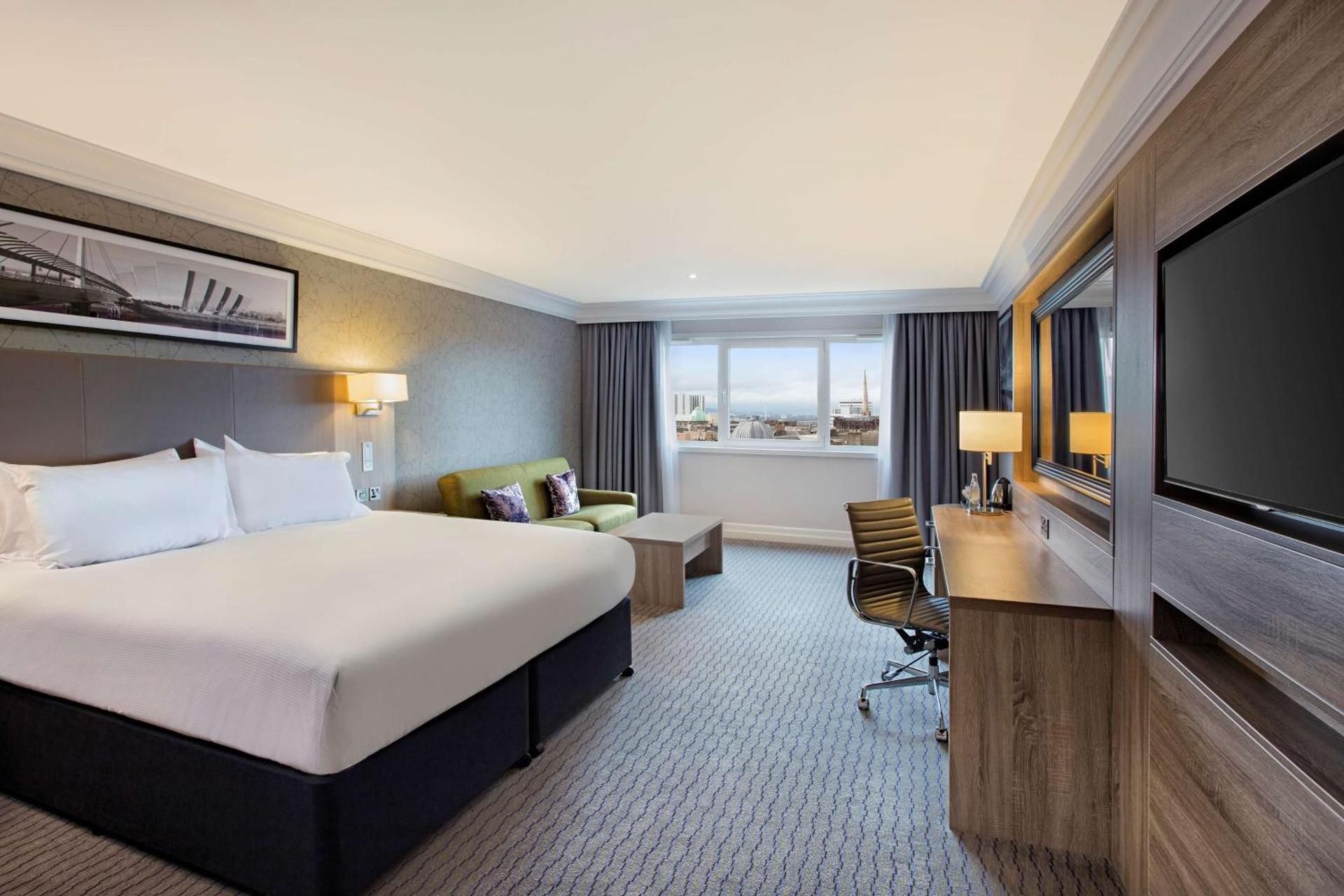 undefined DoubleTree by Hilton Glasgow Central 3